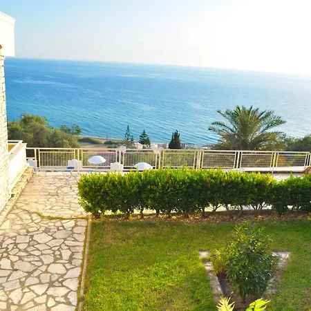 Daire Holiday Apartments Maria With Pool And Amazing View - Agios Gordios Beach